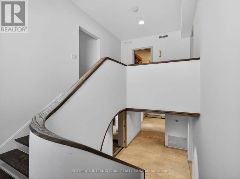 39 Burton Road — photo 10 of 26