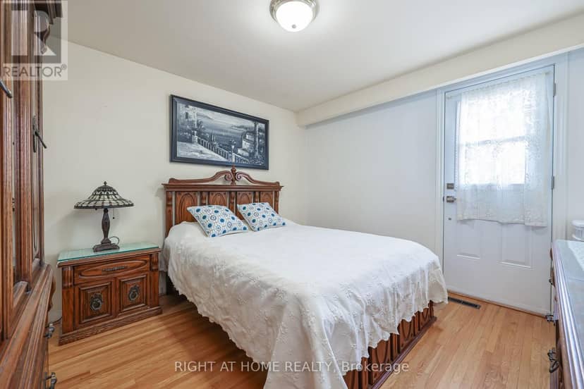 25 Larchwood Road — photo 18 of 40