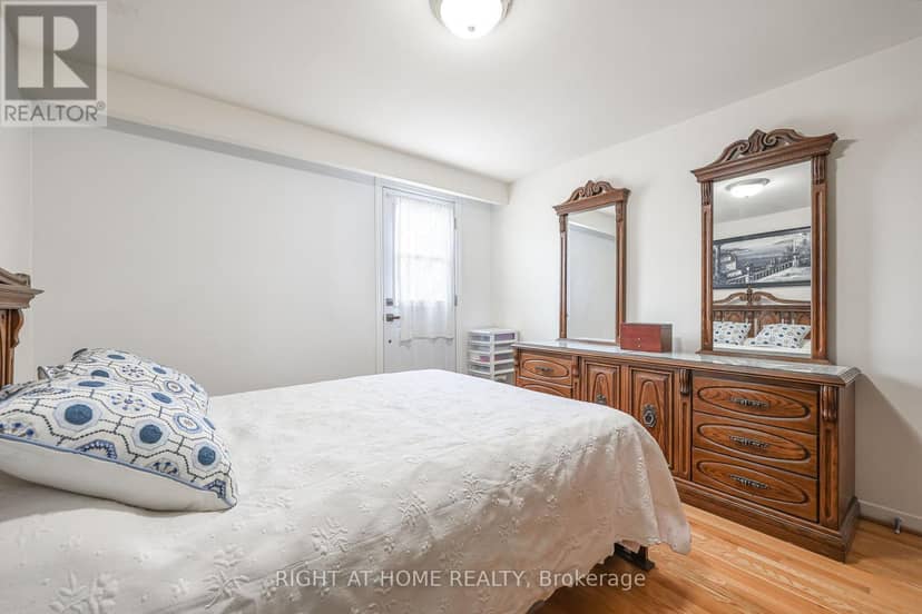 25 Larchwood Road — photo 20 of 40