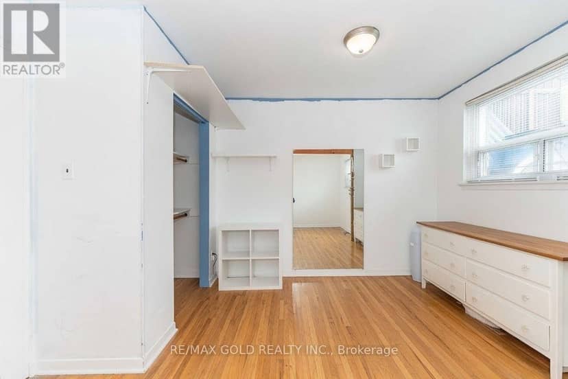 63 Newstead Crescent — photo 17 of 27