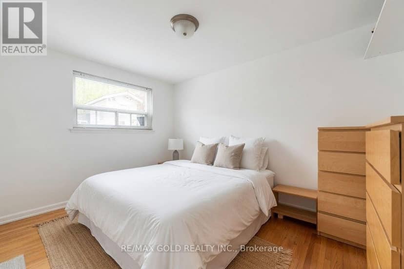 63 Newstead Crescent — photo 20 of 27