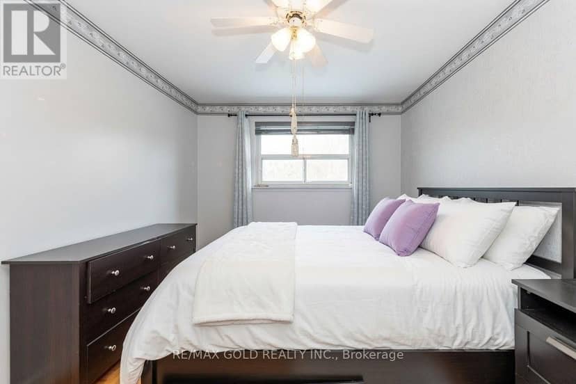 63 Newstead Crescent — photo 21 of 27