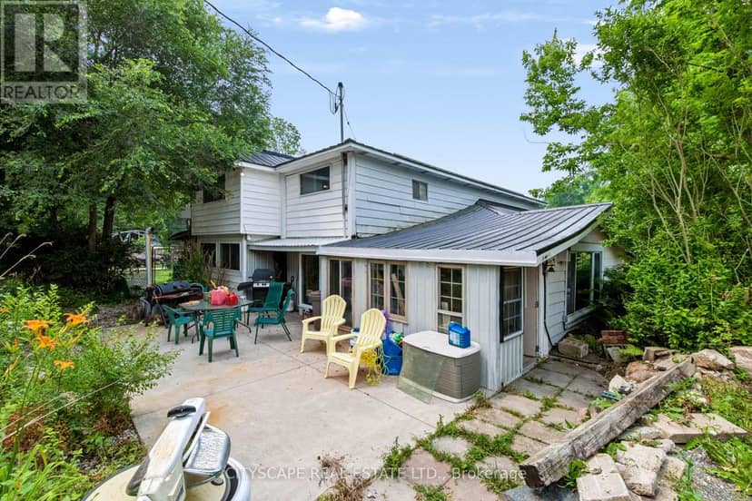 12 Enos Street — photo 2 of 28