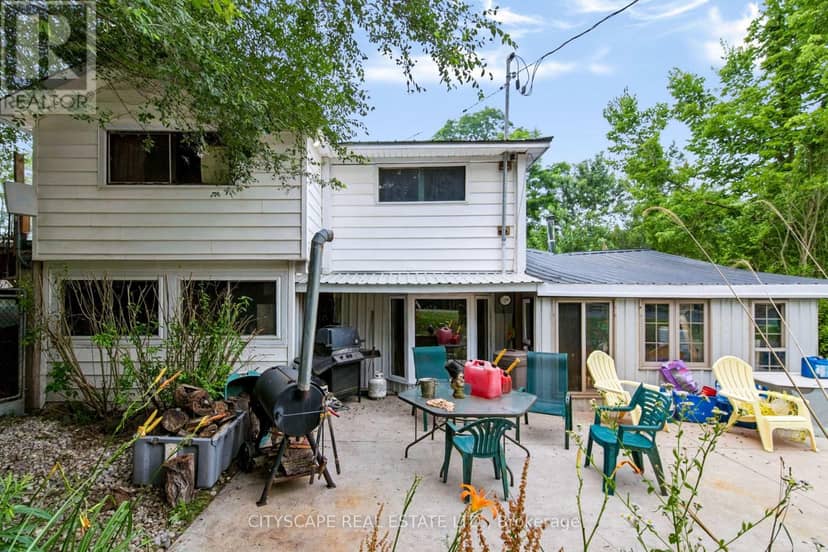 12 Enos Street — photo 3 of 28