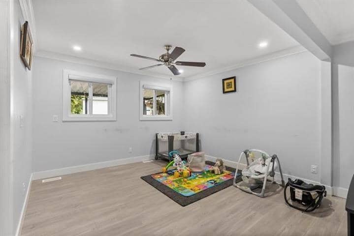 15077 86B AVENUE, Surrey, photo 5