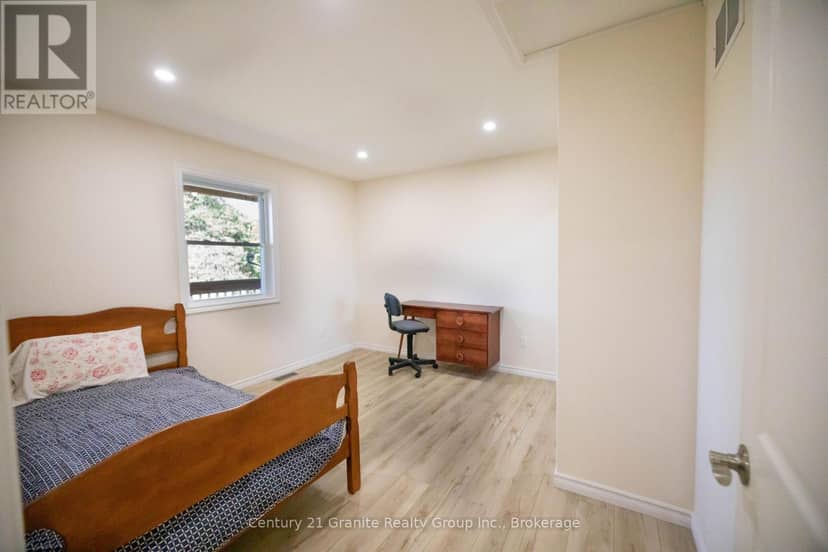 1160 Kennisis Lake Road — photo 10 of 32