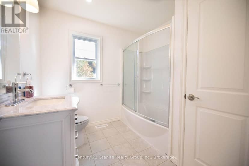 1160 Kennisis Lake Road — photo 13 of 32
