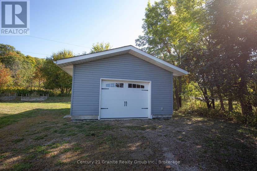 1160 Kennisis Lake Road — photo 28 of 32