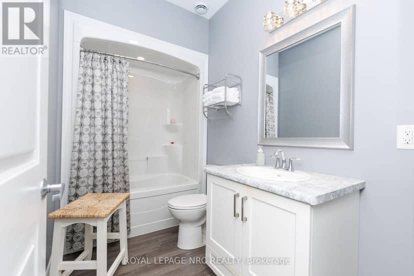 205 - 529 South Pelham Road — photo 24 of 40