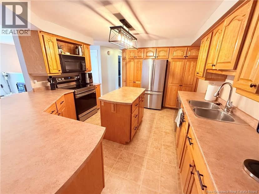 103 Gold Street — photo 13 of 33