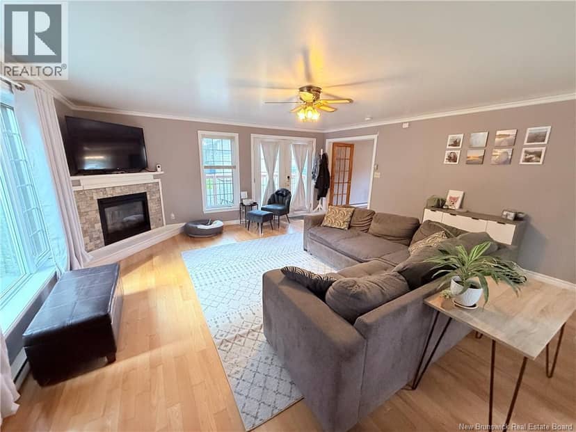103 Gold Street — photo 8 of 33