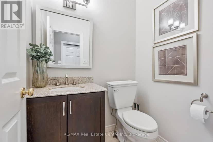 12 Telfer Glen Street — photo 18 of 35