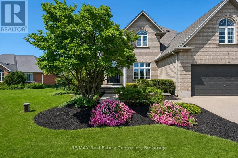 12 Telfer Glen Street — photo 3 of 35