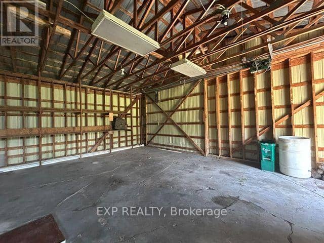 9327 Cooper Hill Road — photo 33 of 39