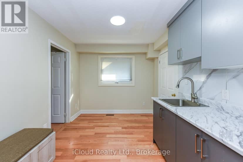 8 St Mark Place — photo 14 of 40