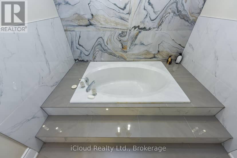 8 St Mark Place — photo 25 of 40