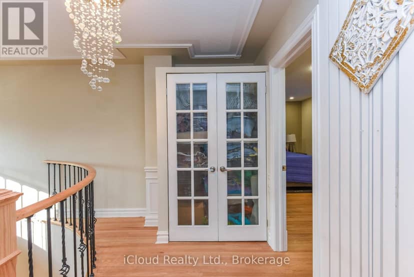 8 St Mark Place — photo 30 of 40