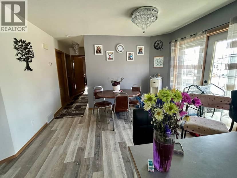 5219 49 STREET, Fort Nelson, photo 6