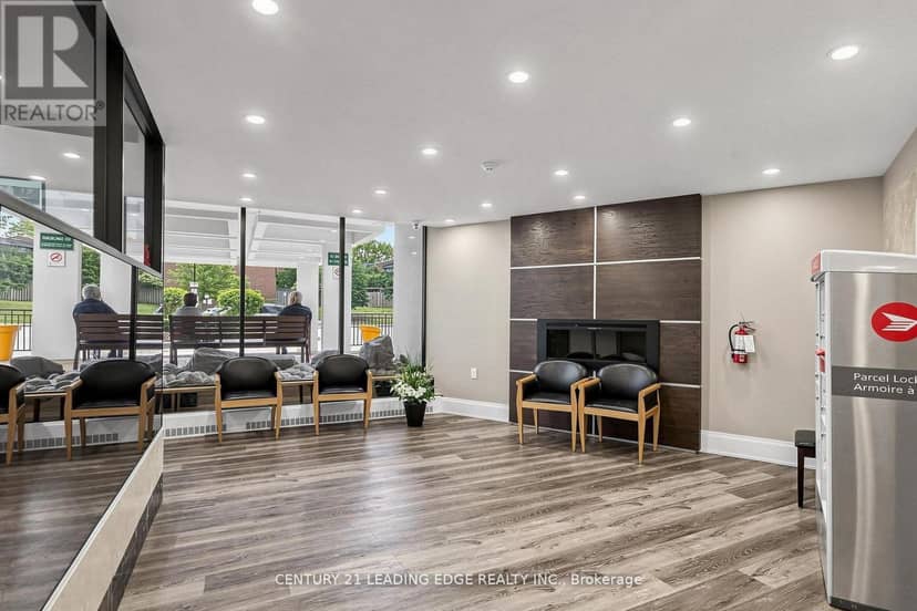 304 - 5 Vicora Linkway — photo 9 of 36