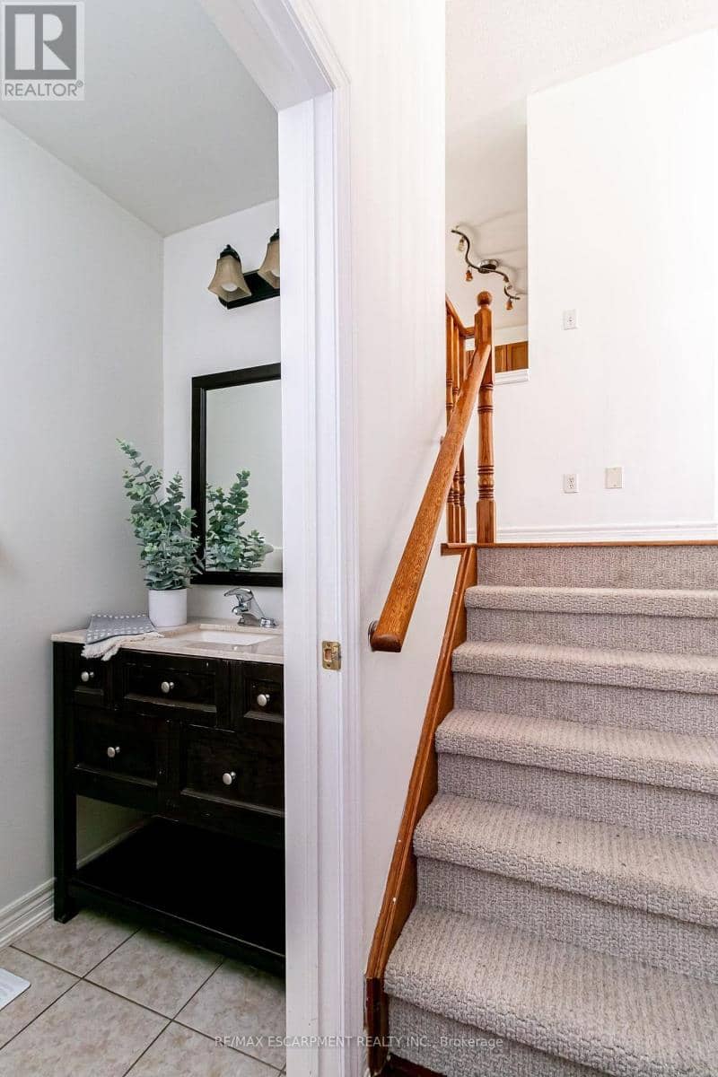 58 Peachwood Crescent — photo 38 of 40