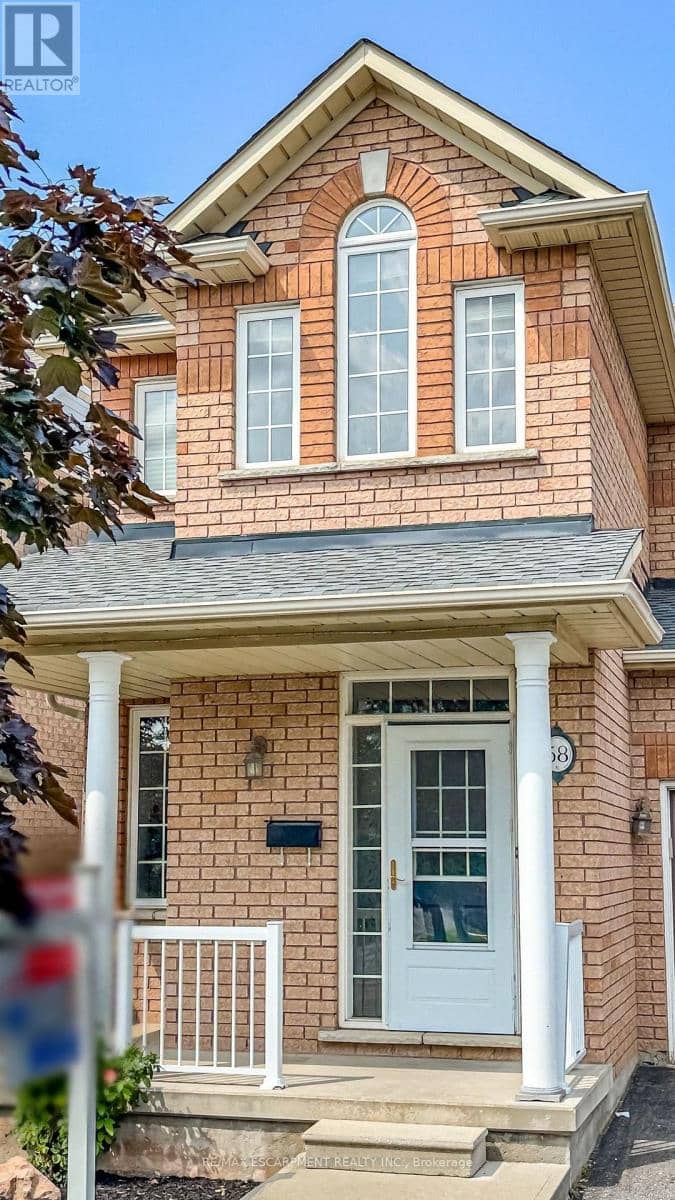 58 Peachwood Crescent — photo 4 of 40