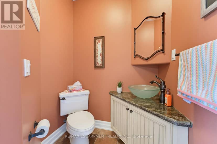 60 Donjon Boulevard — photo 20 of 36