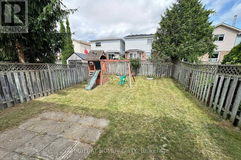 865 Attersley Drive — photo 26 of 29