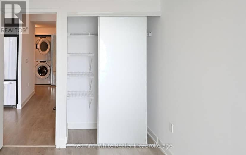 3207 - 50 Wellesley Street E — photo 18 of 23