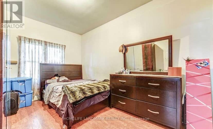 62 Peter Street — photo 14 of 31