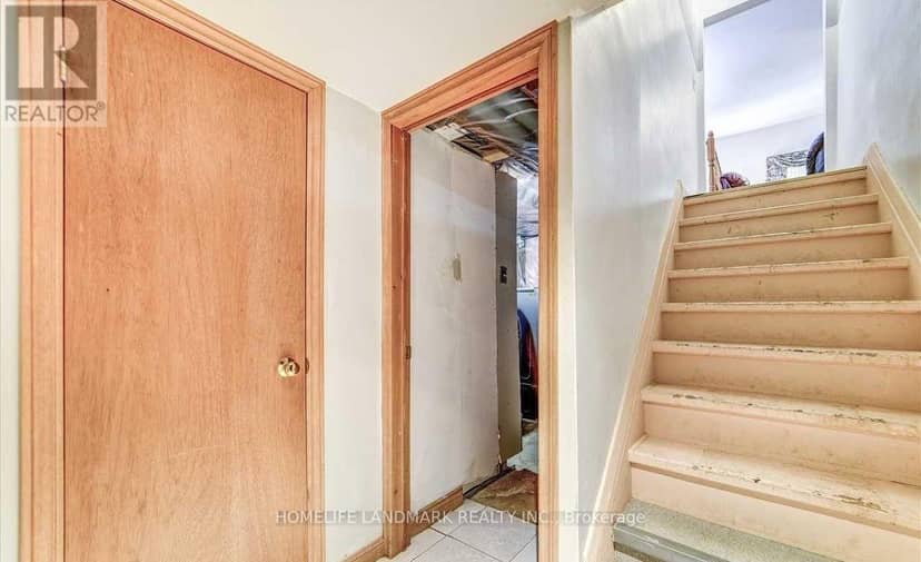 62 Peter Street — photo 21 of 31