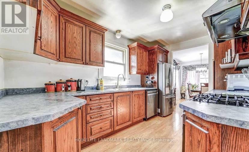62 Peter Street — photo 7 of 31