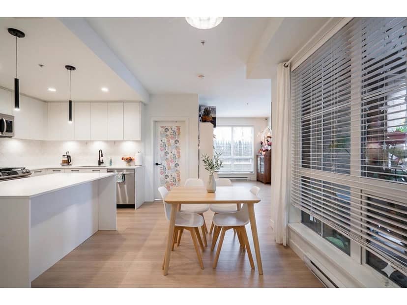 102 20052 83A AVENUE, Langley