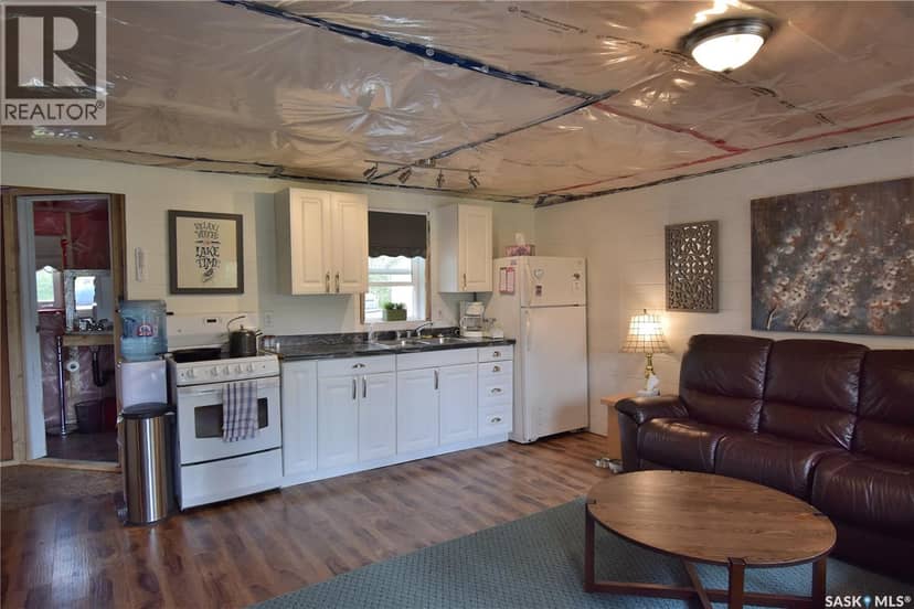 207 Kaldor AVENUE, Emma Lake, photo 4