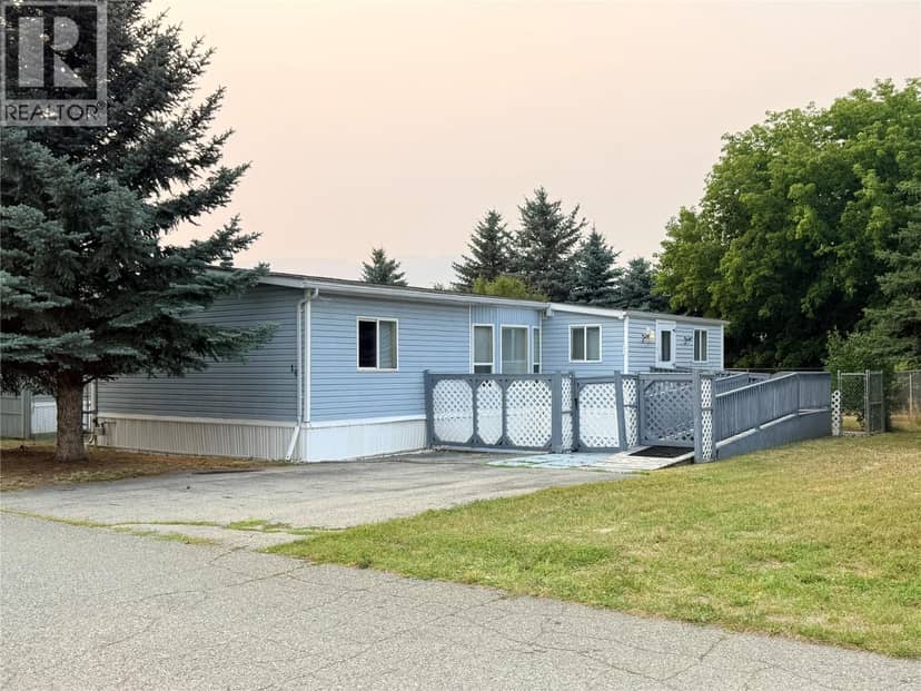7225 Boundary Drive Unit# 10, Grand Forks