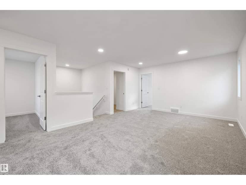 1315 11 AV NW — photo 31 of 40