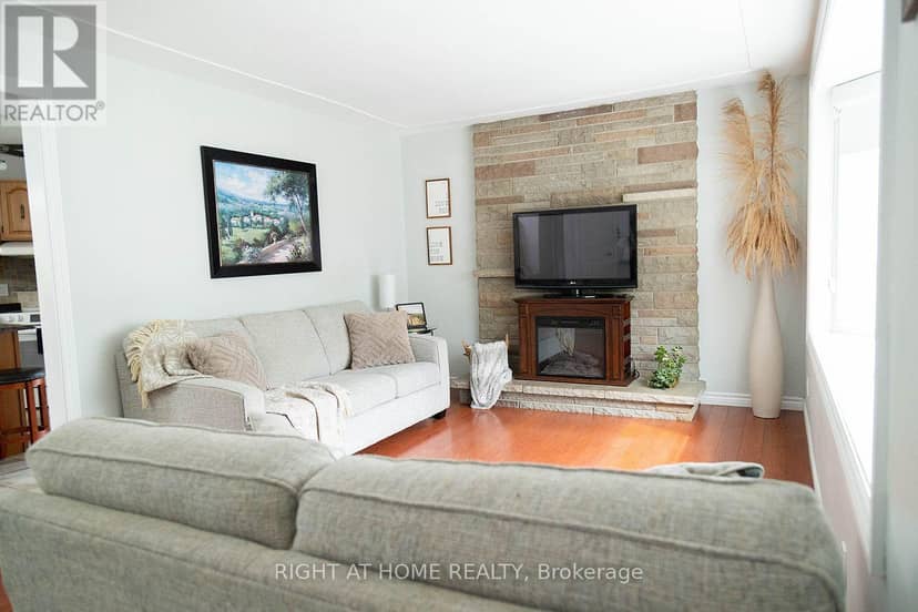 186 King Edward Avenue — photo 14 of 37