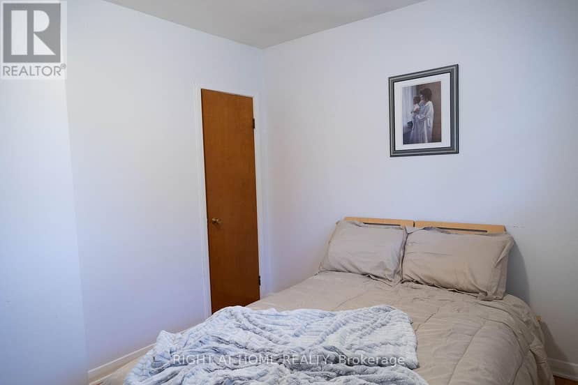 186 King Edward Avenue — photo 18 of 37