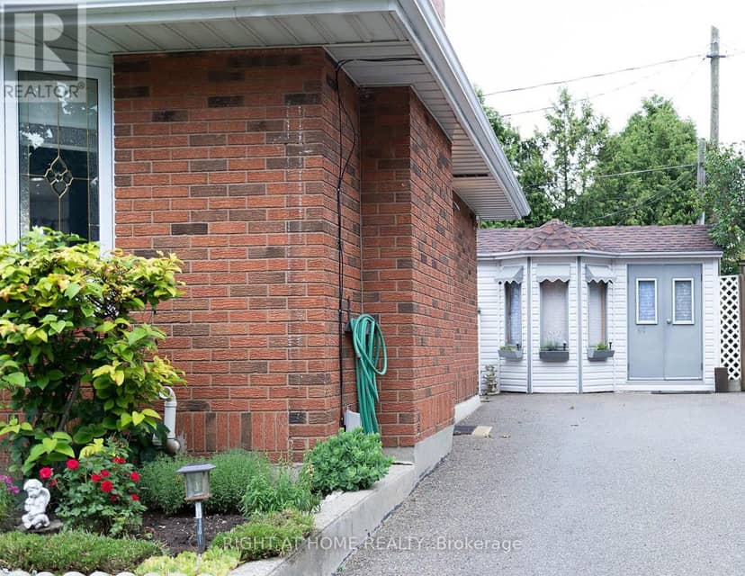 186 King Edward Avenue — photo 3 of 37