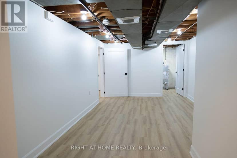 186 King Edward Avenue — photo 33 of 37
