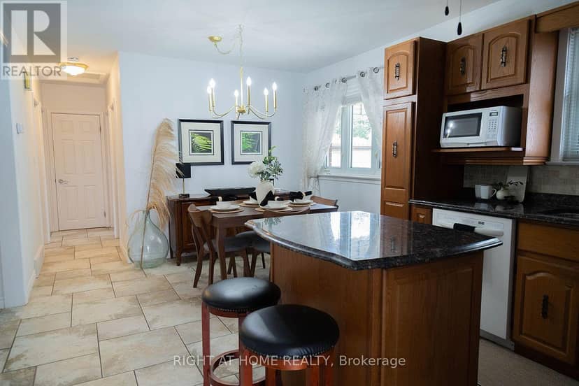 186 King Edward Avenue — photo 9 of 37