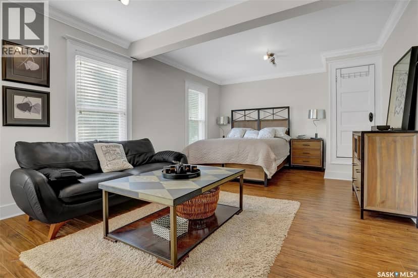 2216 Lorne STREET — photo 22 of 40