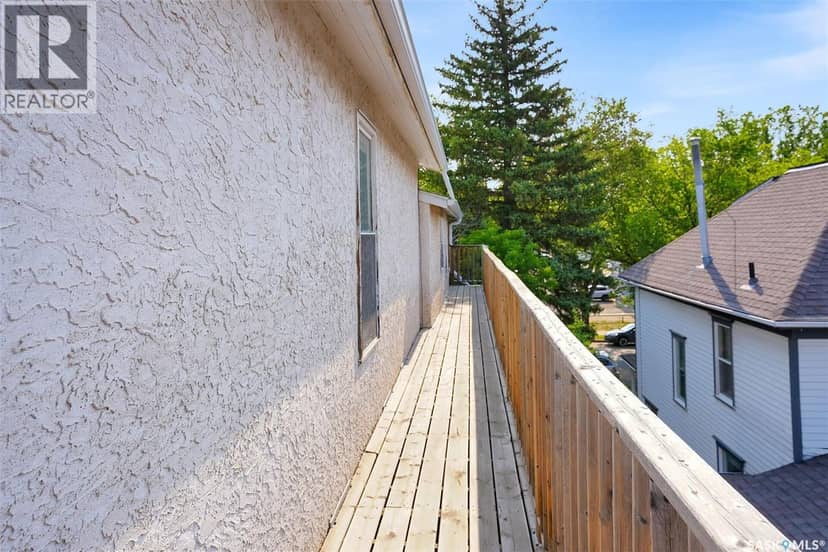 2216 Lorne STREET — photo 30 of 40