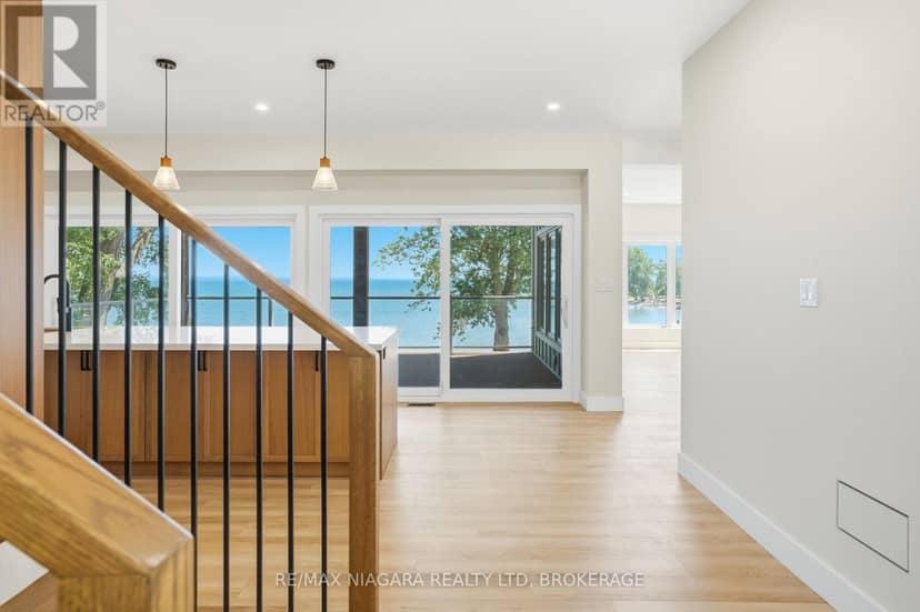3561 Yacht Harbour Road — photo 9 of 40