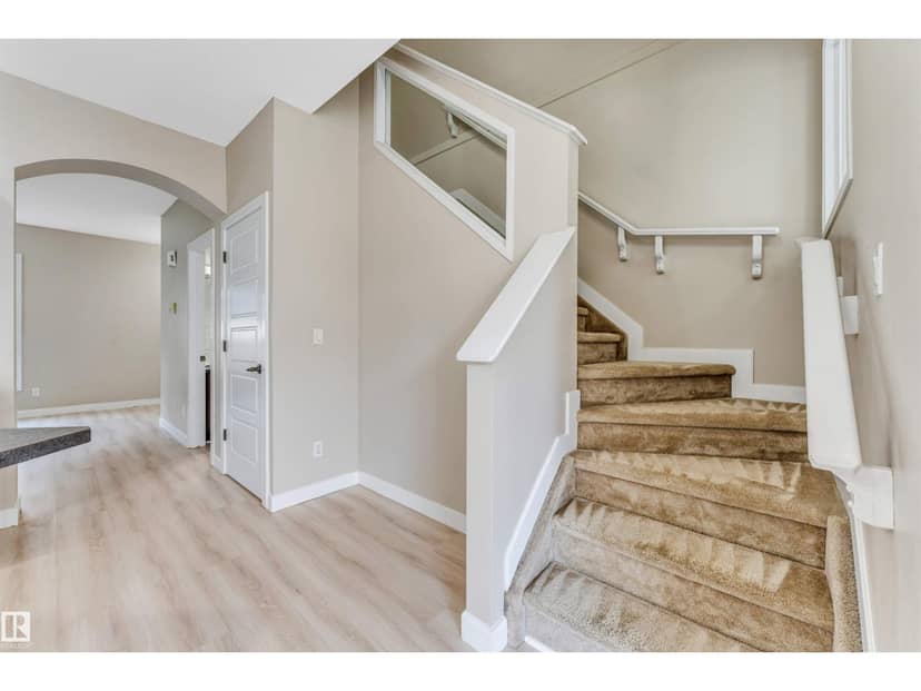 #27 13825 155 AV NW — photo 18 of 40