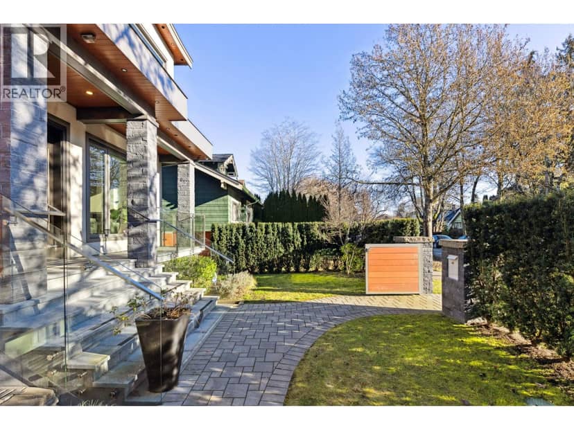 4437 W 13TH AVENUE, Vancouver, photo 2