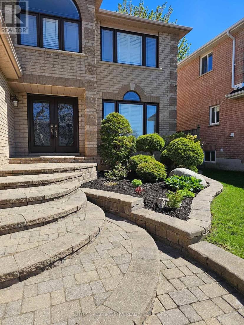 4 Chantal Street — photo 2 of 40