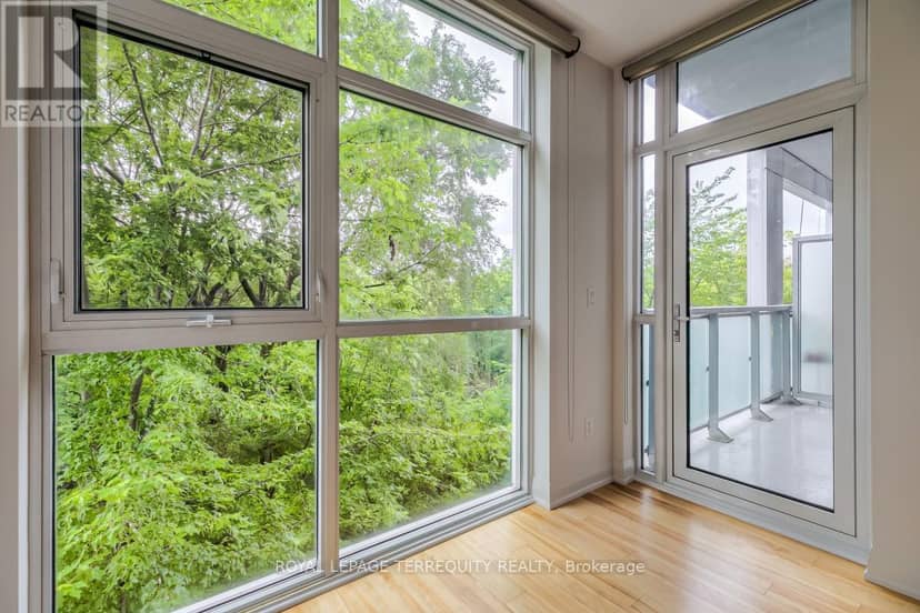 230 - 8763 Bayview Avenue — photo 32 of 40