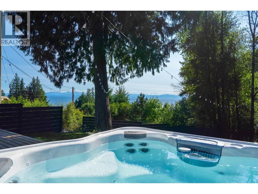 1440 VELVET ROAD, Gibsons, photo 3