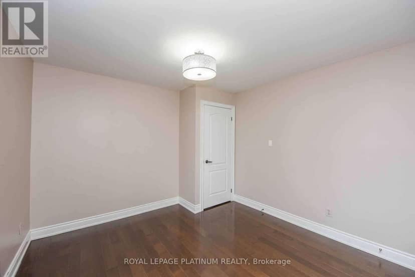 63 Lord Simcoe Drive — photo 19 of 29