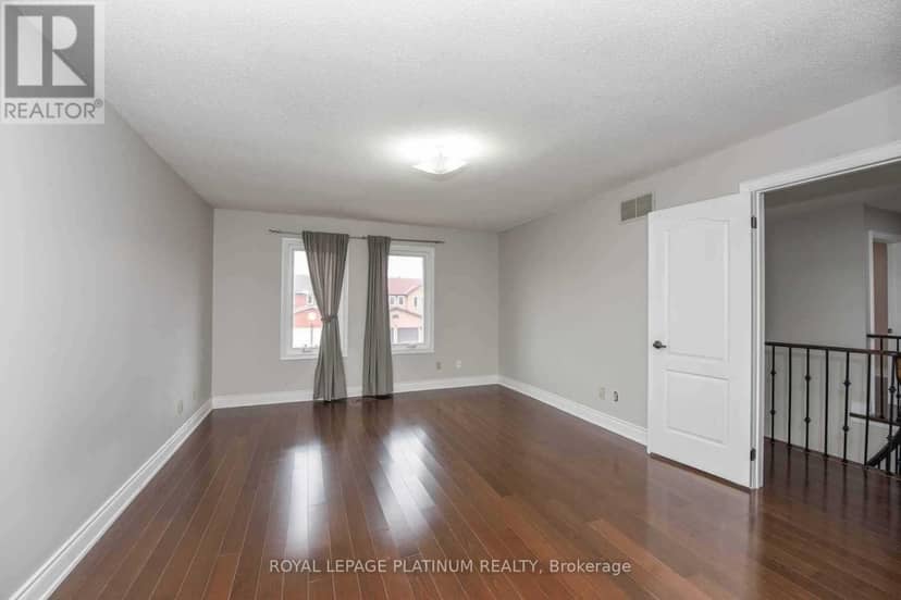 63 Lord Simcoe Drive — photo 21 of 29